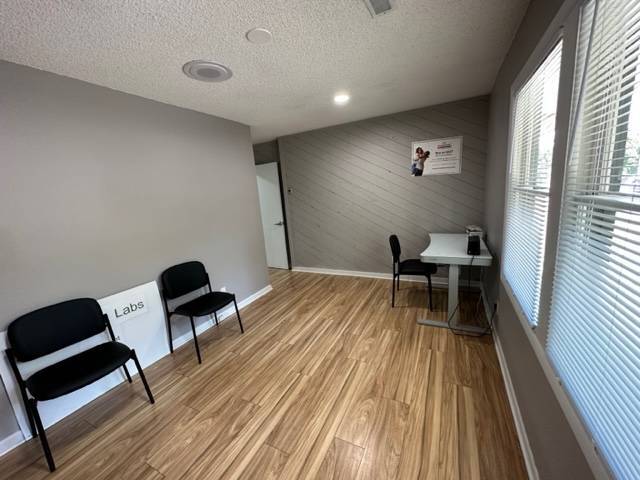 More Photos Of 2010 SE 182nd Ave, Portland Office For Lease