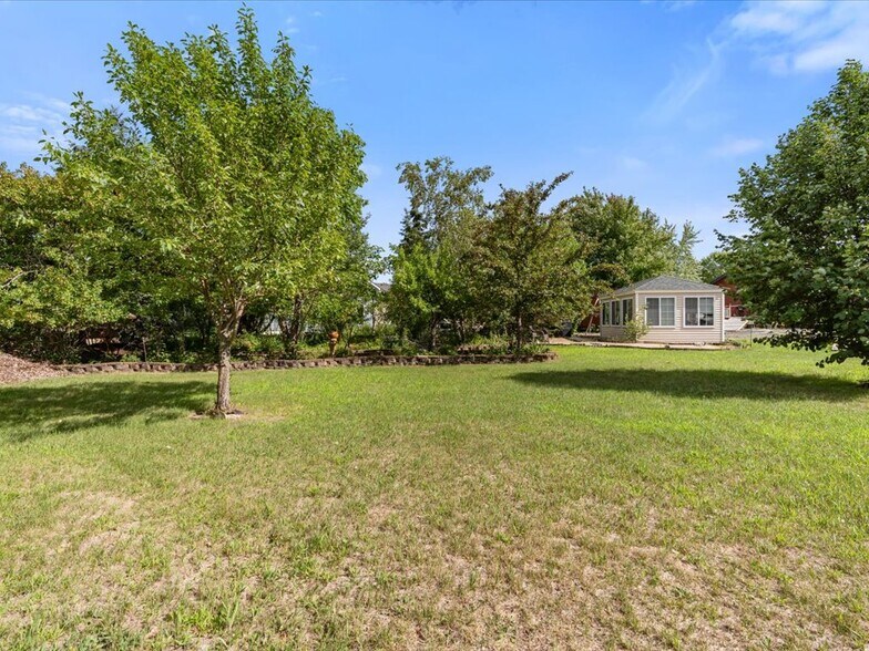 More Photos Of 1435 Anne St NW, Bemidji Office For Sale