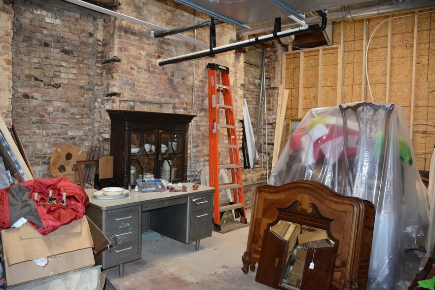 More Photos Of 201 S Main St, Enterprise Department Store For Sale