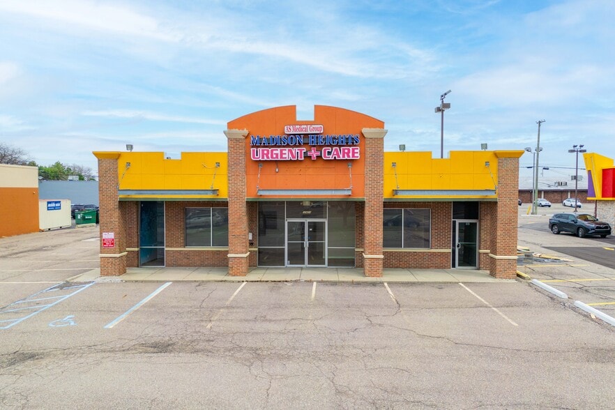 Primary Photo Of 32600 John R Rd, Madison Heights Freestanding For Lease