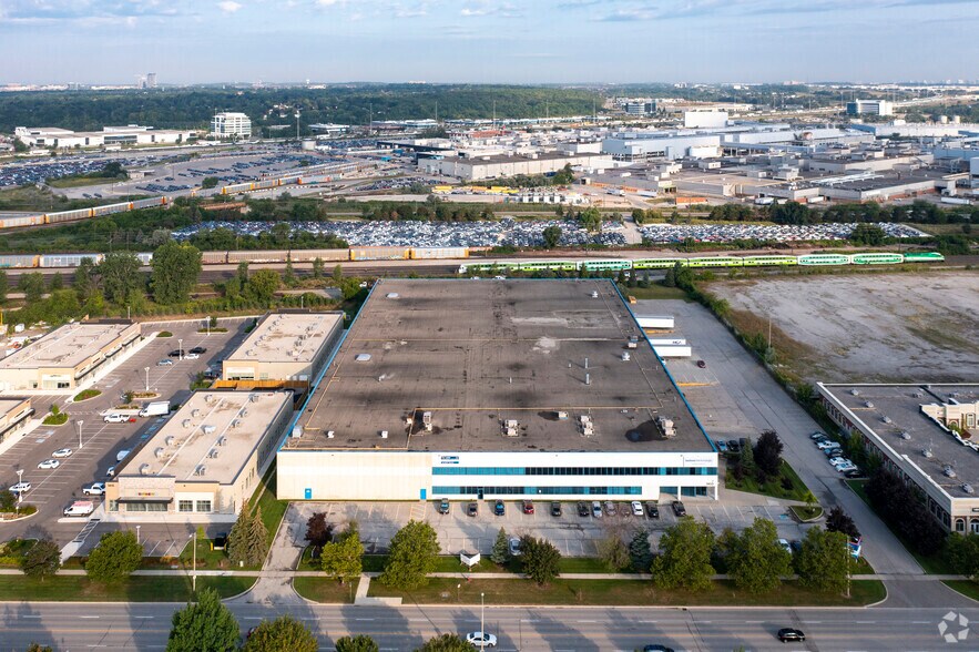 More Photos Of 1453 Cornwall Rd, Oakville Warehouse For Lease