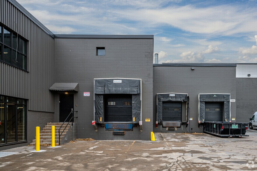 More Photos Of 1936 S Lyndale Ave, Minneapolis Manufacturing For Lease