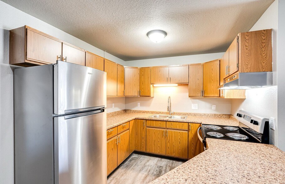 More Photos Of 825-835 Wisconsin St, Oshkosh Apartments For Sale