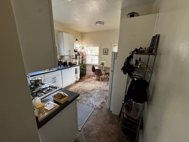 More Photos Of 6100 Chabot Rd, Oakland Multifamily For Sale