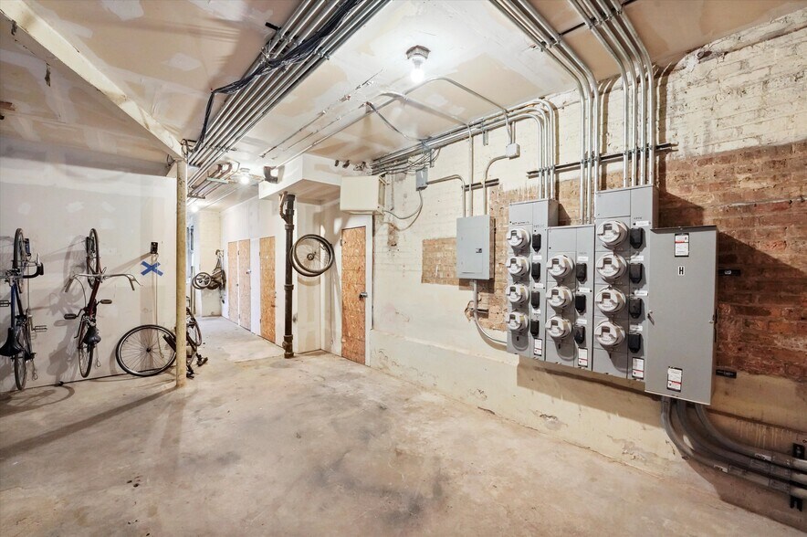 More Photos Of 4952-4956 N Ridgeway Ave, Chicago Apartments For Sale