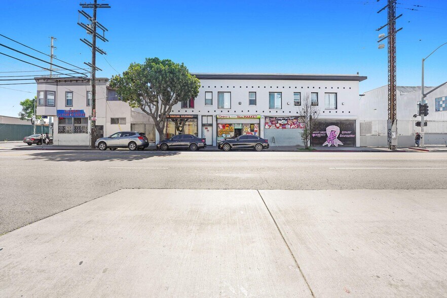 More Photos Of 2906 S San Pedro St, Los Angeles Apartments For Sale