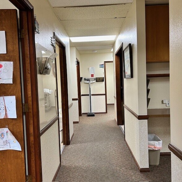 More Photos Of 2438 N Ponderosa Dr, Camarillo Medical For Sale