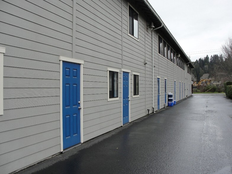 More Photos Of 5670 W End Rd, Arcata Warehouse For Lease