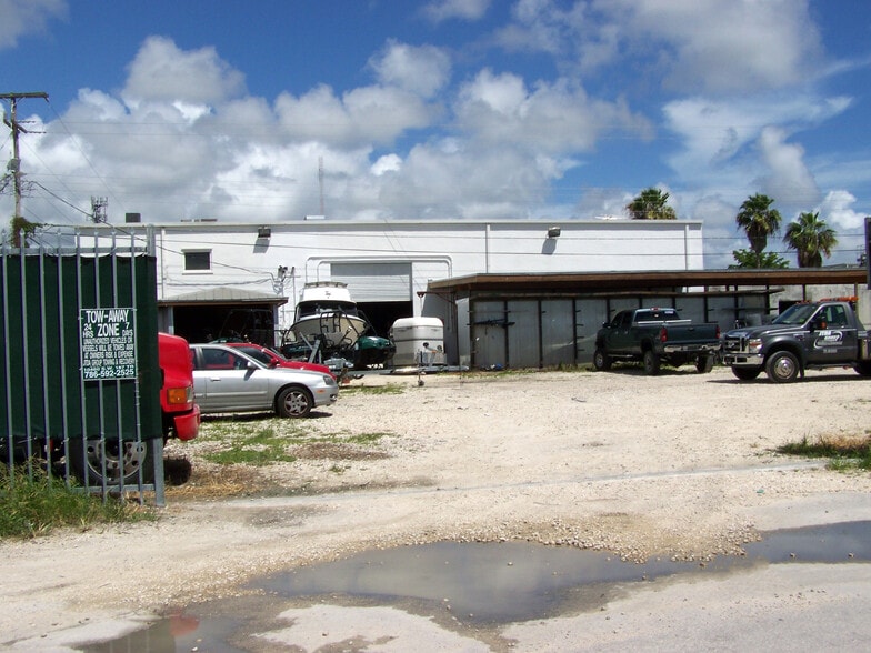 More Photos Of 10460 SW 187th Ter, Miami Warehouse For Sale