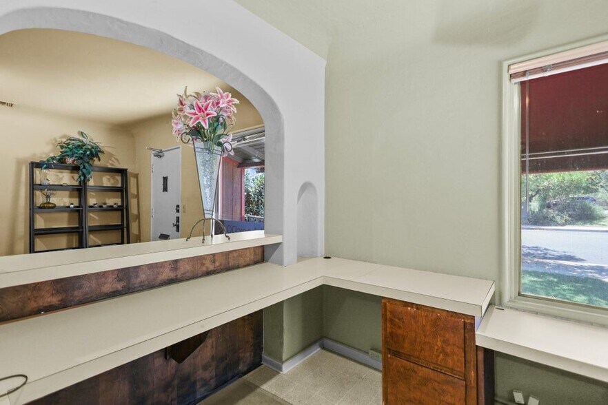 More Photos Of 1826 Sonoma St, Redding Healthcare For Sale