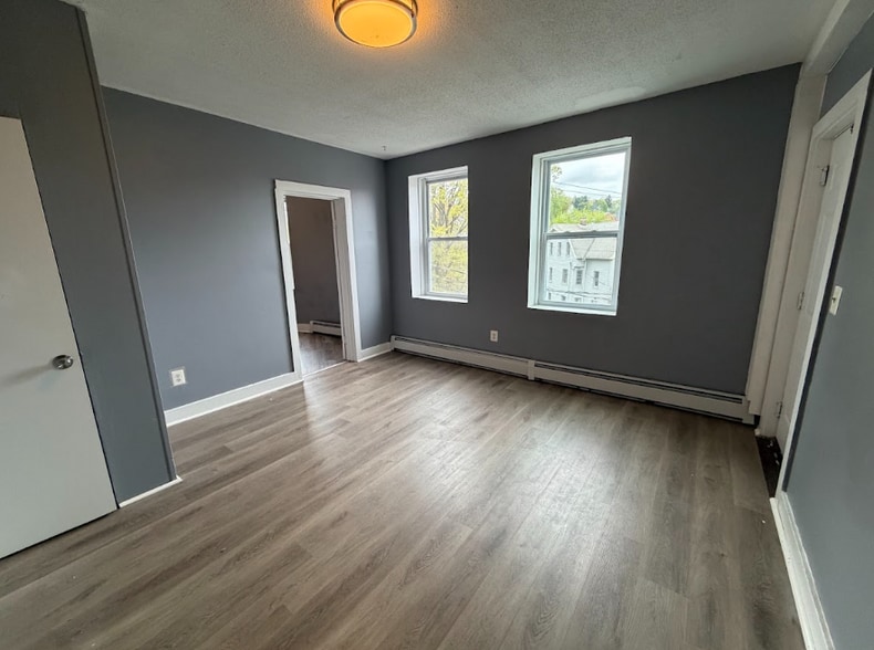 More Photos Of 57 Whiting St, New Britain Apartments For Sale