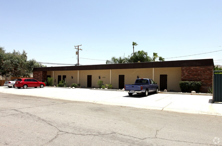 More Photos Of 3737 E Calle De Carlos, Palm Springs Apartments For Sale