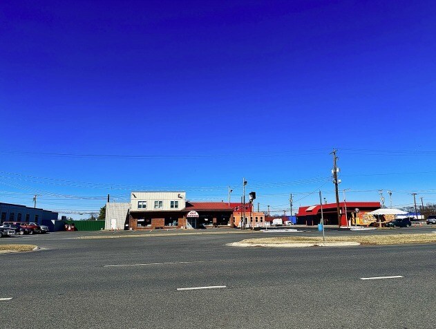 More Photos Of 7216 Ritchie Hwy, Glen Burnie Freestanding For Sale