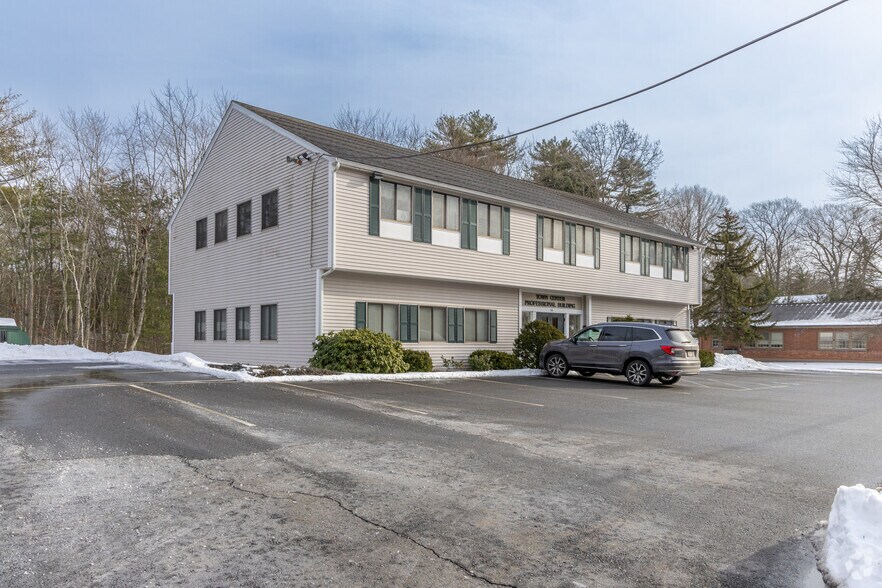 More Photos Of 16 Gleasondale Rd, Stow Office For Lease
