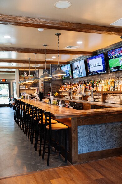 More Photos Of 1902 Creston Rd, Paso Robles Restaurant For Sale