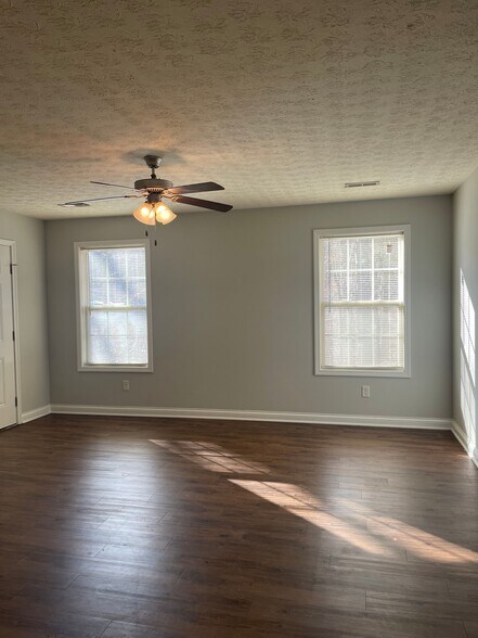 More Photos Of 415 Upper Stone Ave, Bowling Green Apartments For Sale