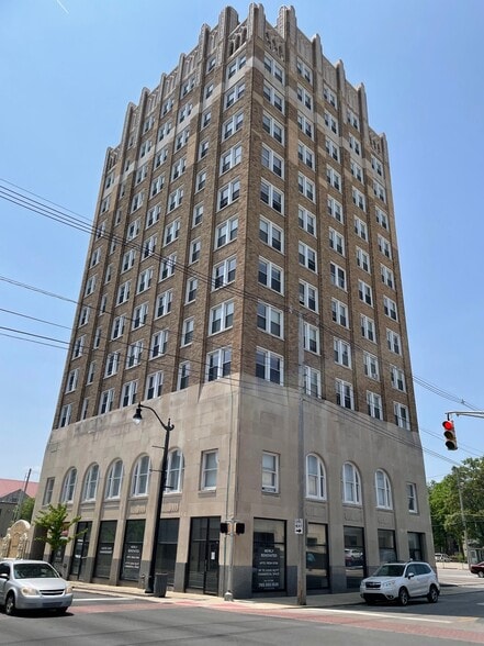 Primary Photo Of 1109 Jackson St, Anderson Apartments For Sale
