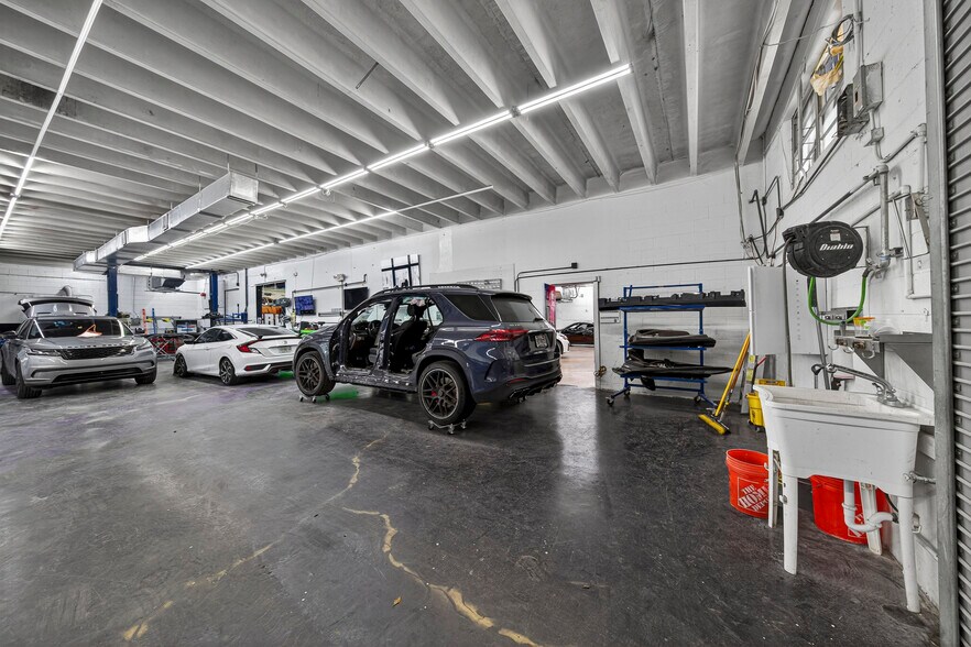 More Photos Of 1090 S 56th Ave, Hollywood Auto Repair For Sale