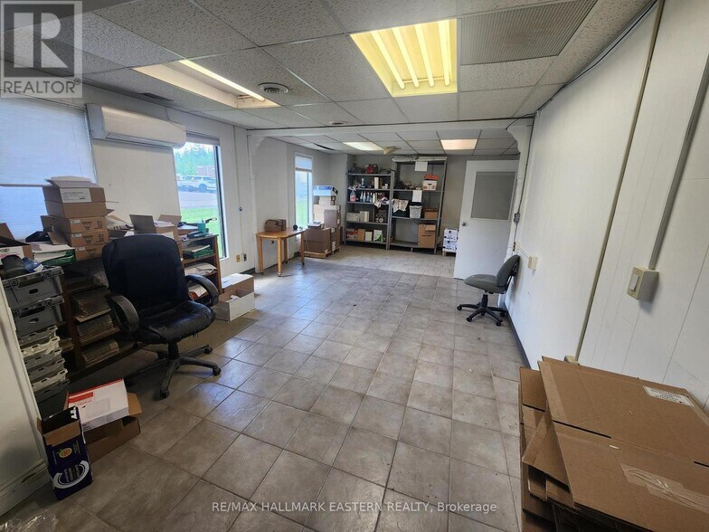 More Photos Of 708 Rye St, Peterborough Manufacturing For Lease
