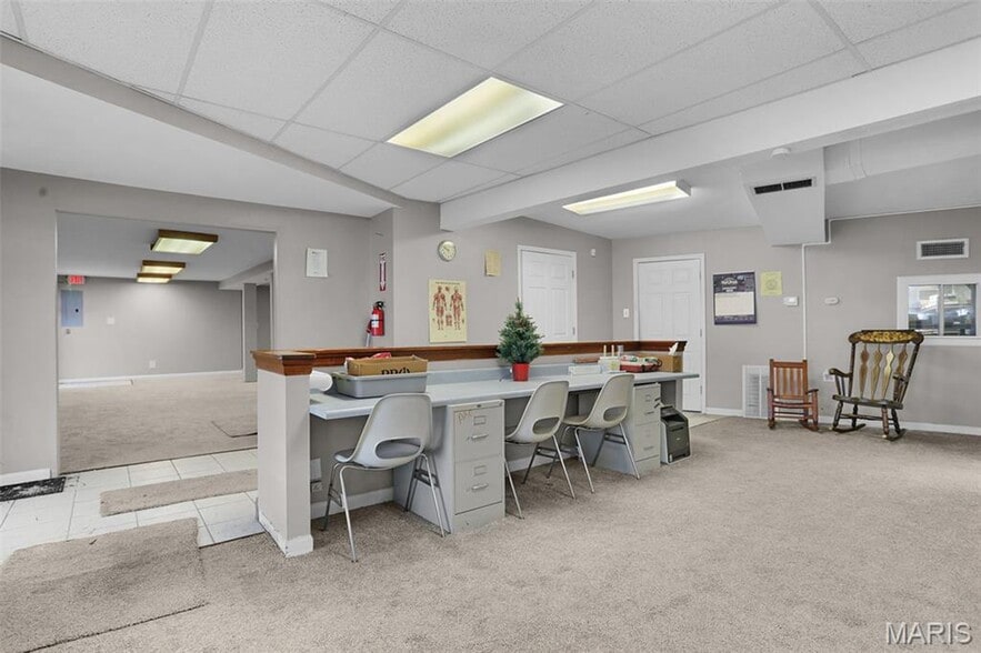 More Photos Of 234 Lemay Ferry Rd, Saint Louis Specialty For Sale