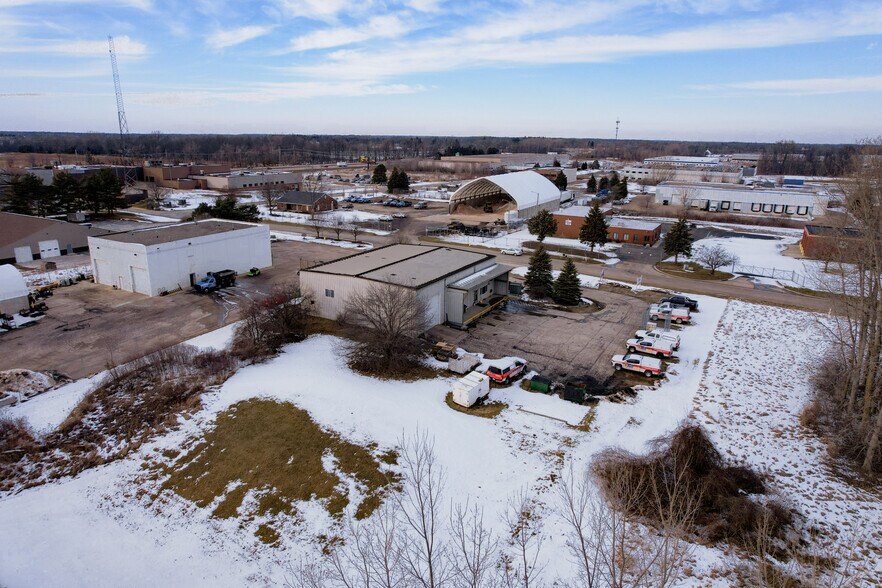 More Photos Of 7807 Lanac St, Lansing Warehouse For Sale