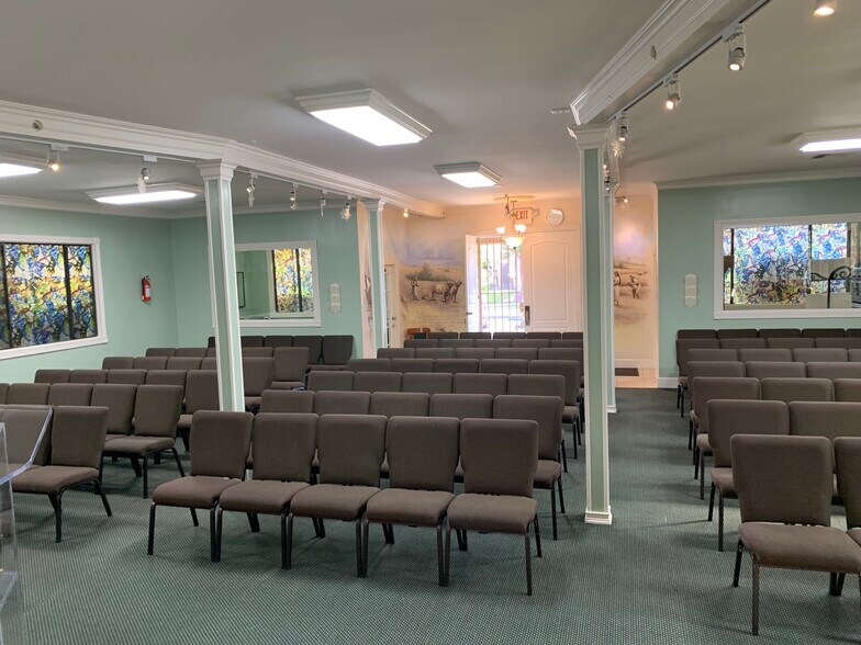 More Photos Of 6416 Corona Ave, Bell Religious Facility For Sale