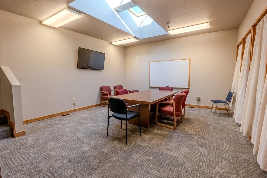 More Photos Of 2334 Lewis Ave, Billings Office For Sale