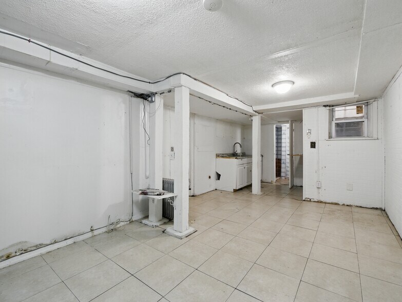 More Photos Of 904 Bergenline Ave, Union City Apartments For Sale