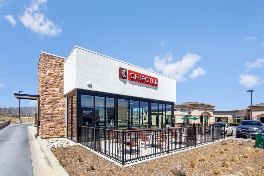 More Photos Of 1100 W Tehachapi Blvd, Tehachapi Freestanding For Sale