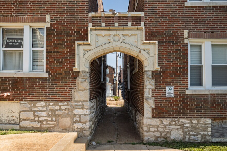 More Photos Of , Saint Louis Multifamily For Sale