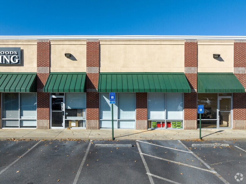 More Photos Of 4265 Creek Park Dr, Suwanee Warehouse For Lease