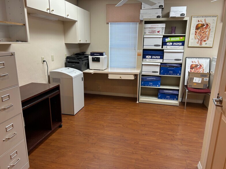 More Photos Of 1283 SW Sr-47, Lake City Medical For Lease