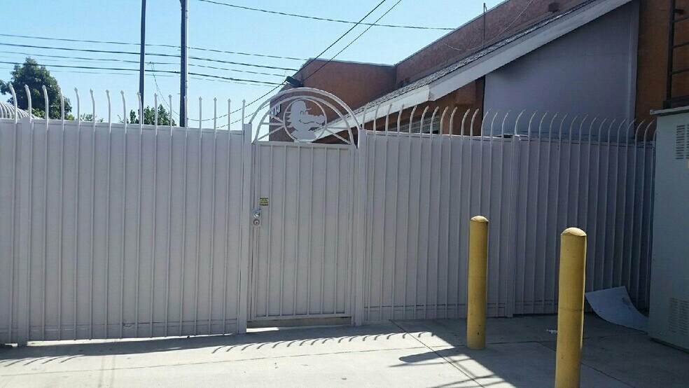 More Photos Of 6020-6024 Florence Ave, Bell Gardens Freestanding For Lease