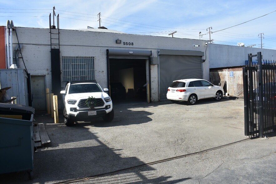More Photos Of 5508 Santa Fe Ave, Los Angeles Light Manufacturing For Sale