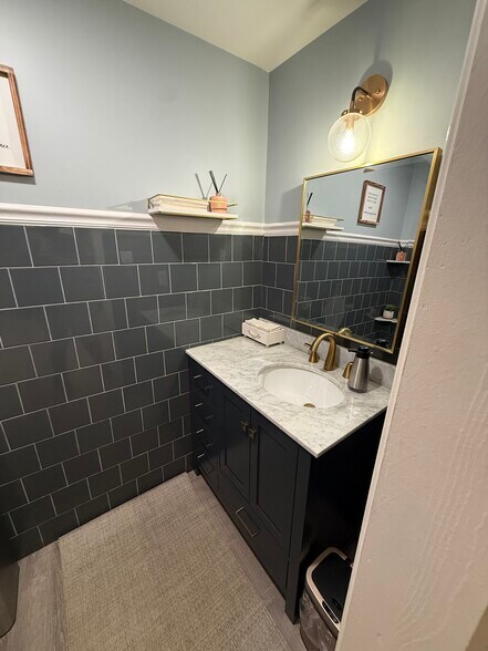More Photos Of 297-299 Herndon Pky, Herndon Medical For Lease