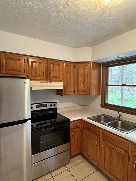 More Photos Of 108 Oak Dr, Saxonburg Apartments For Sale