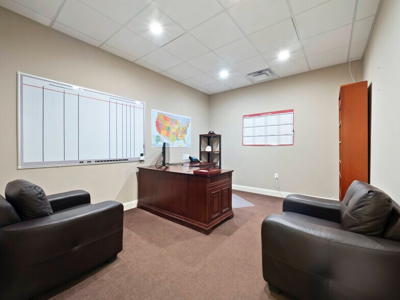 More Photos Of 5224 Palmero Ct, Buford Flex For Sale
