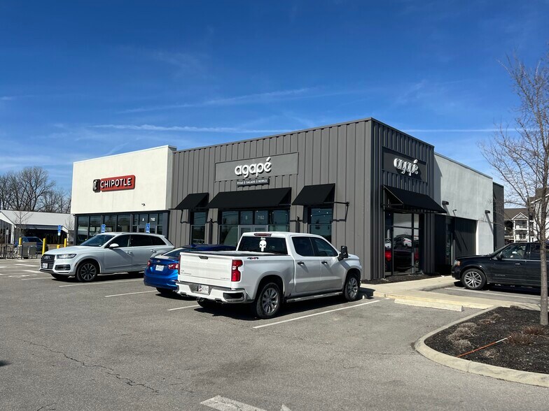 More Photos Of 7140-7162 Longhorn Dr, Sunbury Storefront For Sale