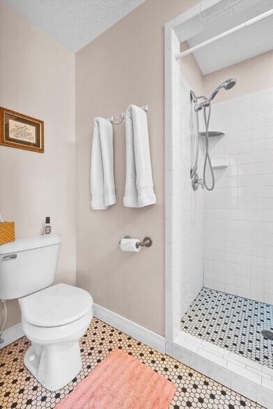 More Photos Of 110 Holy Cross Rd, Loretto Hospitality For Sale