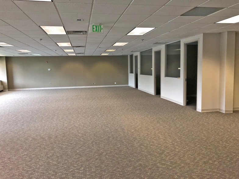More Photos Of 9085 E Mineral Cir, Centennial Office For Lease
