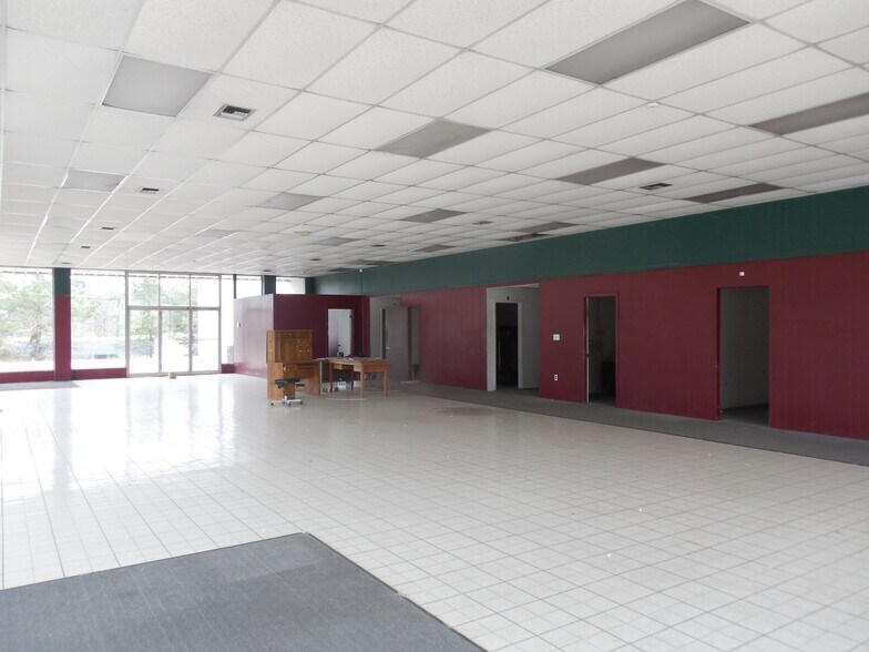 More Photos Of 219 Us-231 Hwy, Troy Auto Dealership For Sale