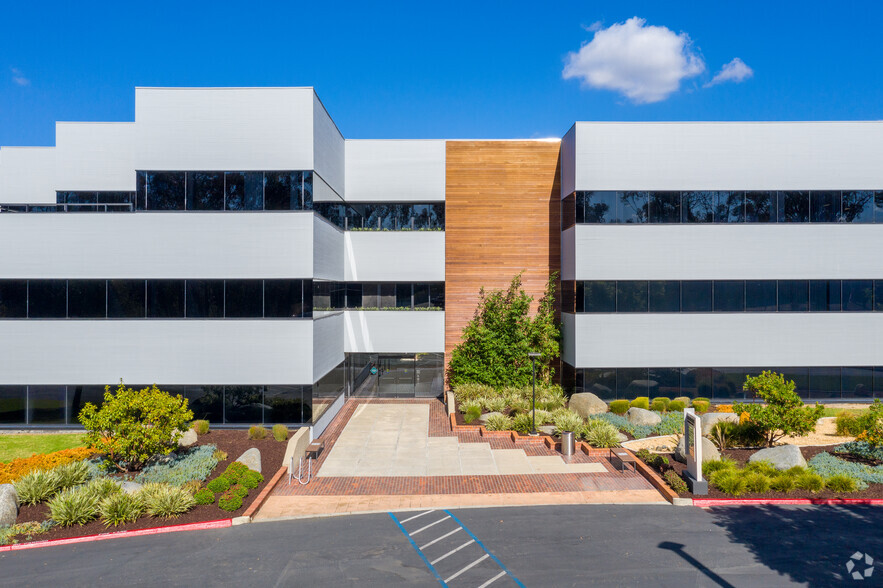 Primary Photo Of 10089 Willow Creek Rd, San Diego Office For Lease