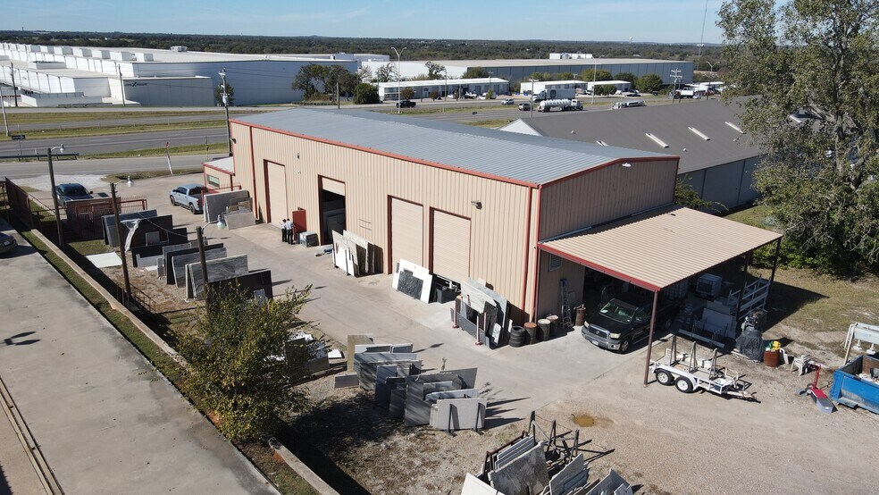 More Photos Of 2875 S Burleson Blvd, Burleson Warehouse For Sale