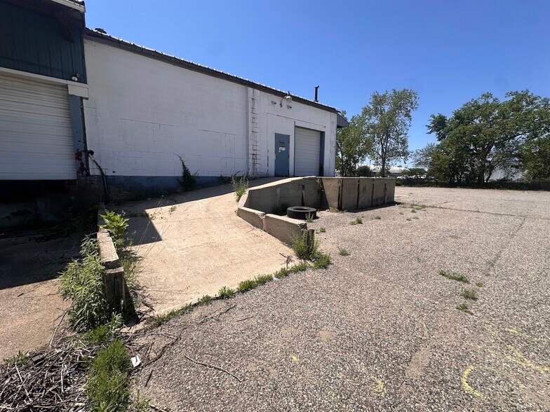 More Photos Of 2655 Buchanan Ave SW, Grand Rapids Truck Terminal For Lease