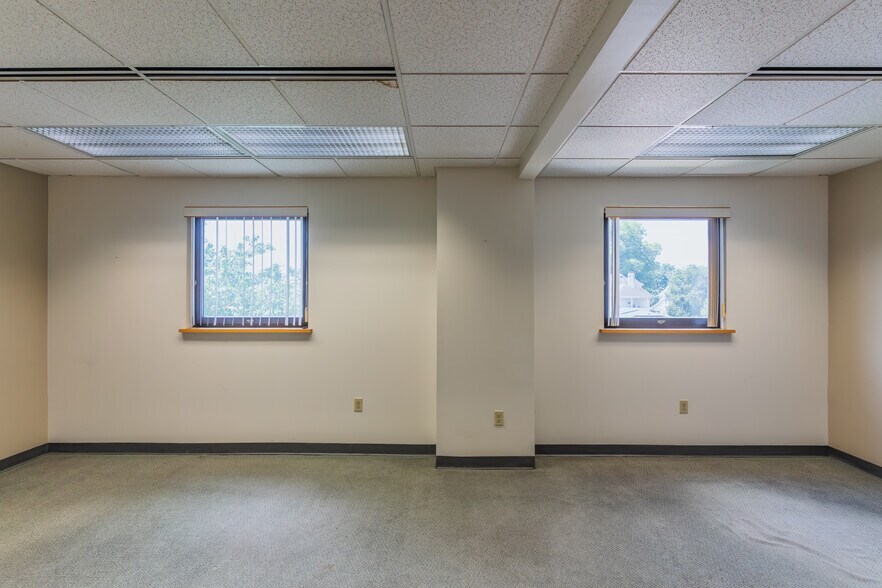 More Photos Of 1 Bartol Ave, Ridley Park Medical For Lease