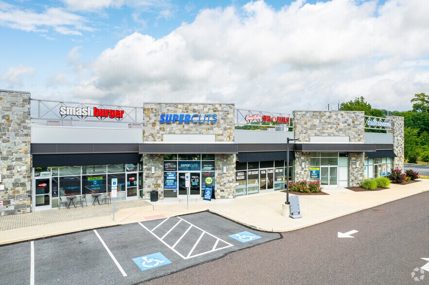 More Photos Of 5 Morehall Rd, Malvern Freestanding For Lease