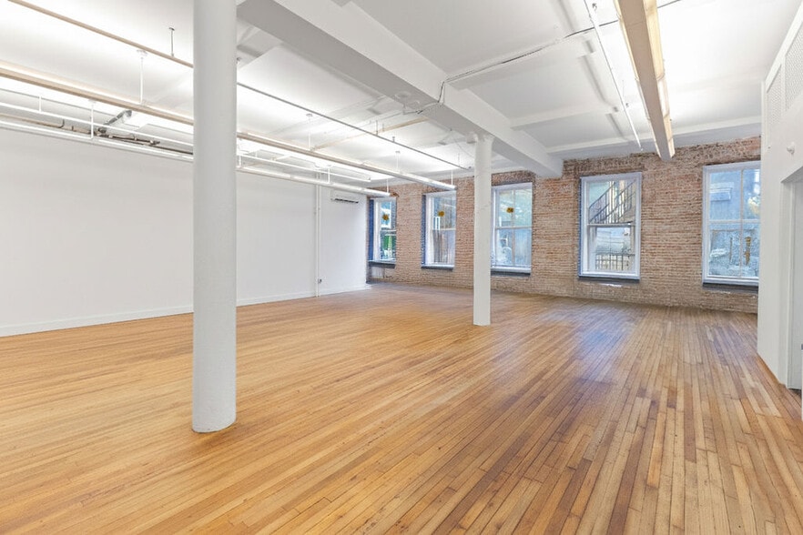 More Photos Of 155-157 Wooster St, New York Loft Creative Space For Lease