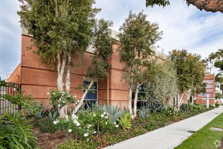 More Photos Of 23365 Hawthorne Blvd, Torrance Medical For Lease
