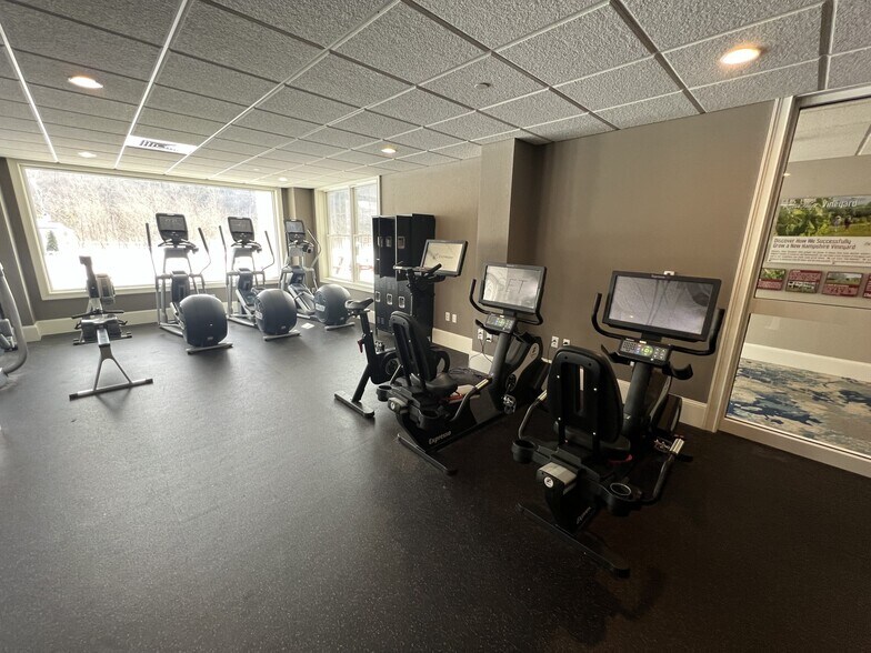 More Photos Of 22 Mountain dr, Lincoln Multifamily For Sale