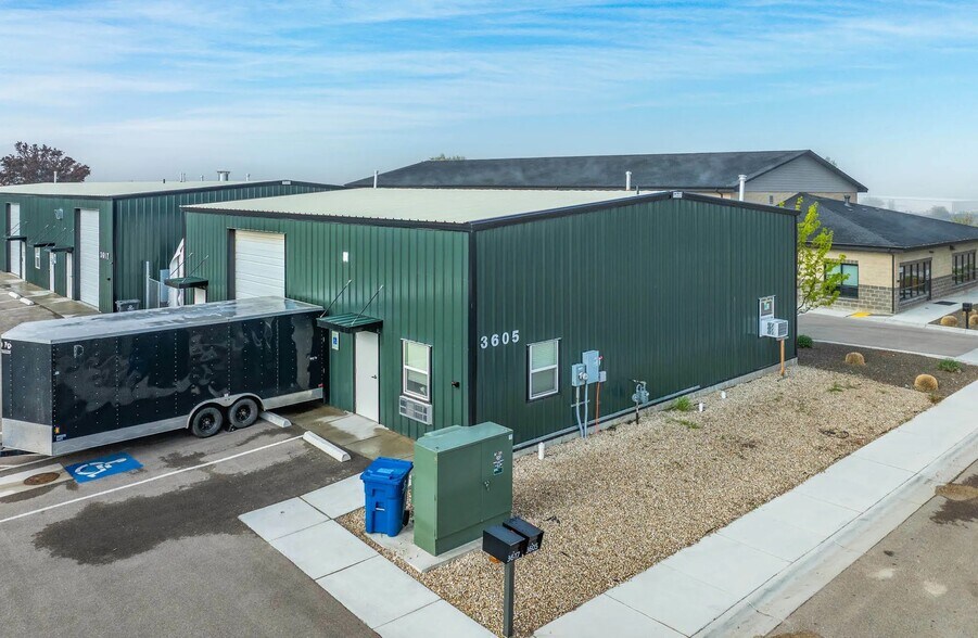More Photos Of 3605-3617 E Comstock Ave, Nampa Industrial For Sale